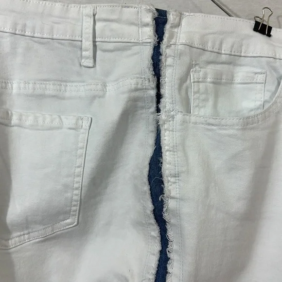 Stretchy Jeans - Picture 2 of 6